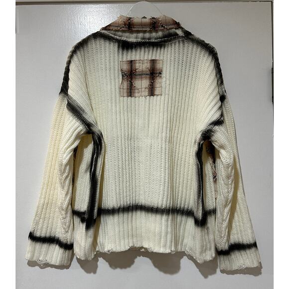 POL White and Gray Plaid Cardigan - Picture 10 of 16